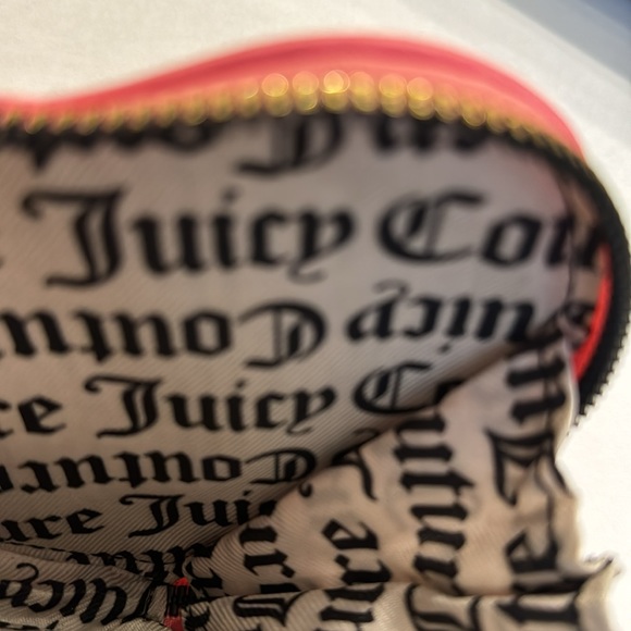 Juicy Couture Be Classic Heart Wallet/Wristlet - NWT - Picture 8 of 9
